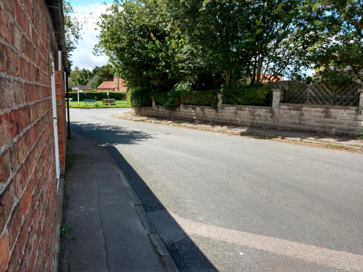 Westmoreland Cottage Weaverthorpe ภายนอก รูปภาพ